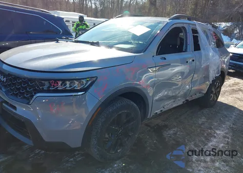 2023 Kia Sorento X-Line S z USA, uszkodzony, nr VIN 5XYRLDLC6PG232585